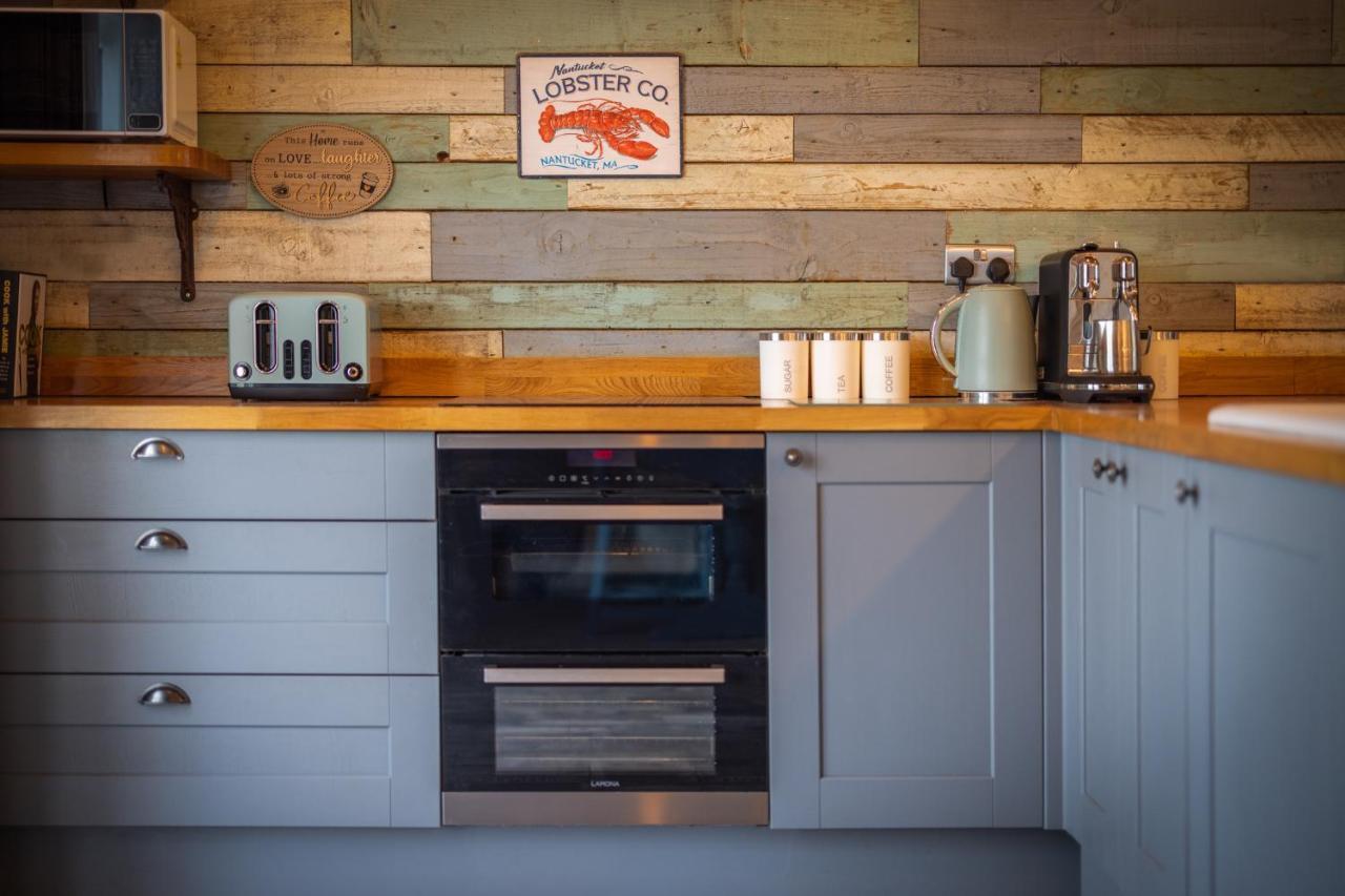 Den Of Joy Humberston Fitties Sleeps 6,Hot Tub,Log Burner Villa Cleethorpes Eksteriør bilde