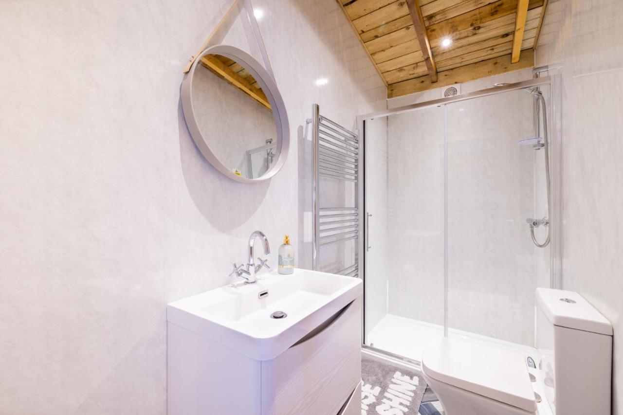 Den Of Joy Humberston Fitties Sleeps 6,Hot Tub,Log Burner Villa Cleethorpes Eksteriør bilde